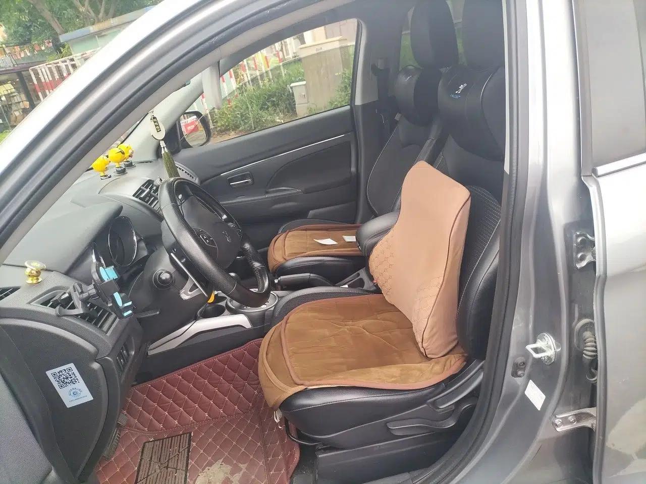 Peugeot 4008 2013 2.0L Two-Wheel Drive Entry-Level Trim — миниатюра 16