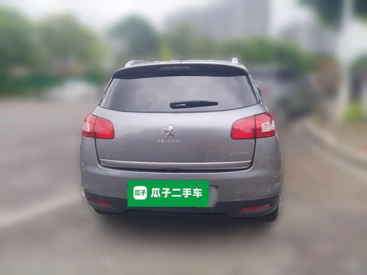 Peugeot 4008 2013 2.0L Two-Wheel Drive Entry-Level Trim — миниатюра 5