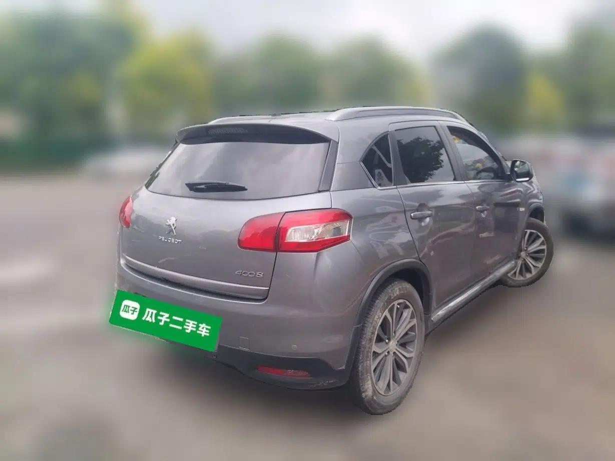 Peugeot 4008 2013 2.0L Two-Wheel Drive Entry-Level Trim — миниатюра 6