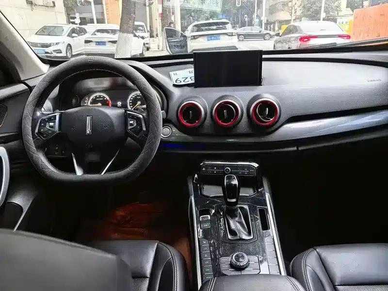 Weipai VV7 2017 2.0T Super Luxury Edition — миниатюра 5