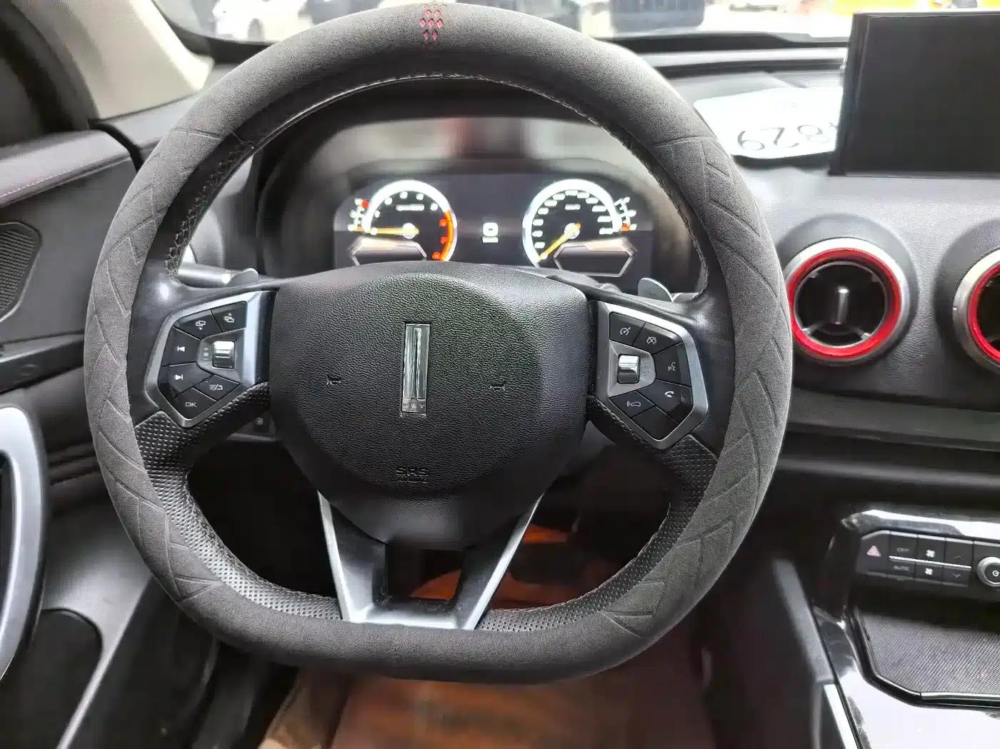 Weipai VV7 2017 2.0T Super Luxury Edition — миниатюра 6