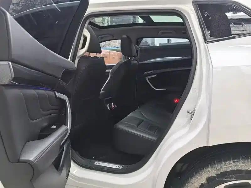 Weipai VV7 2017 2.0T Super Luxury Edition — миниатюра 9