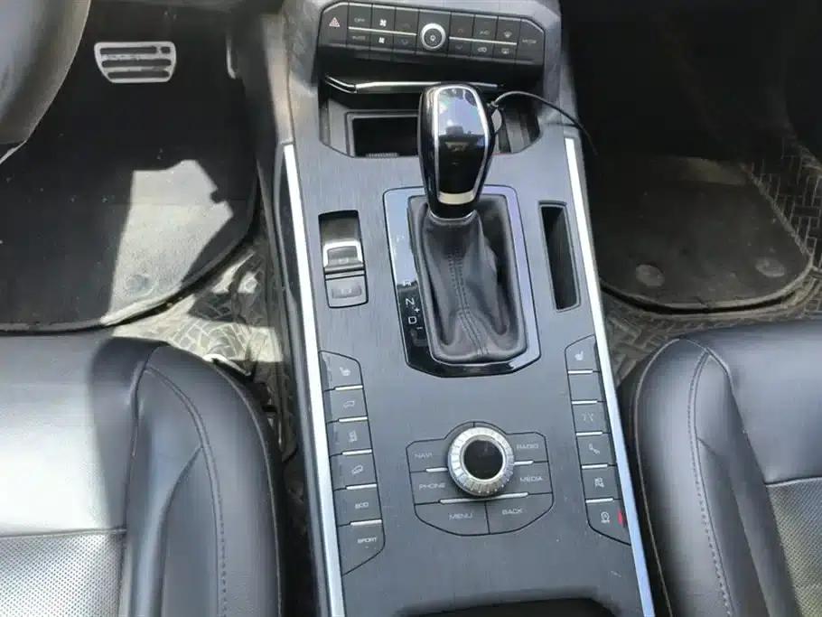 Weipai VV7 2017 2.0T Flagship Edition — миниатюра 16