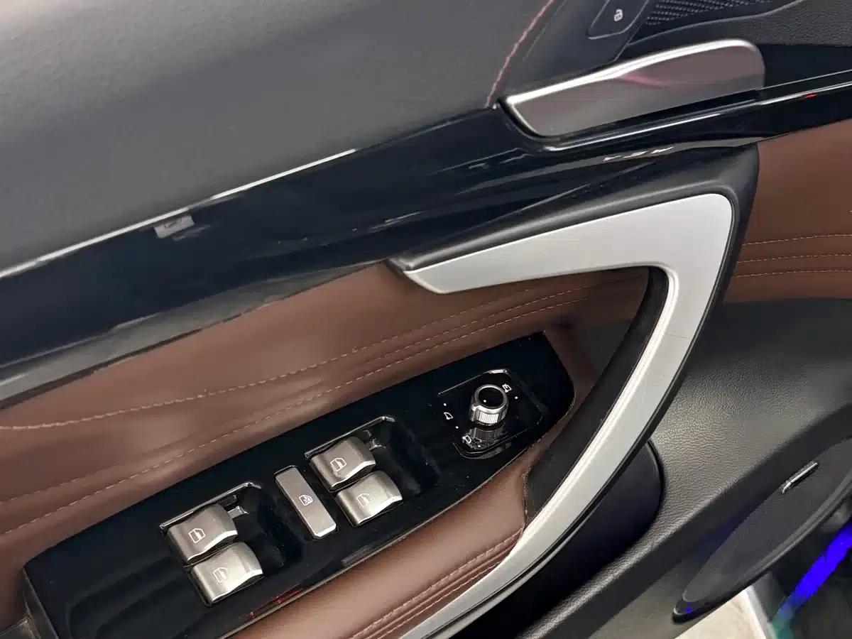 Weipai VV7 2017 2.0T Flagship Edition — миниатюра 19