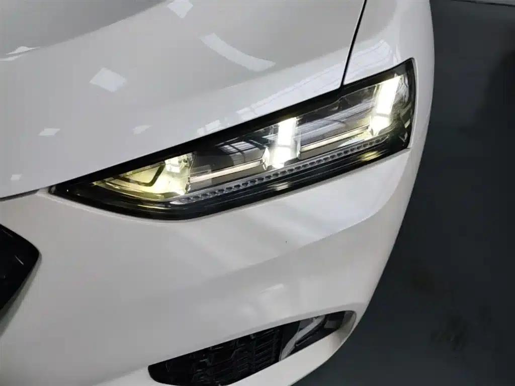 Weipai VV7 2017 2.0T Super Luxury Edition — миниатюра 24