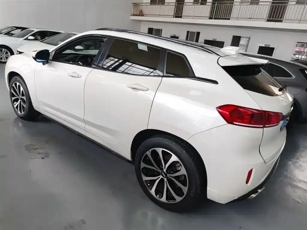 Weipai VV7 2017 2.0T Super Luxury Edition — миниатюра 5