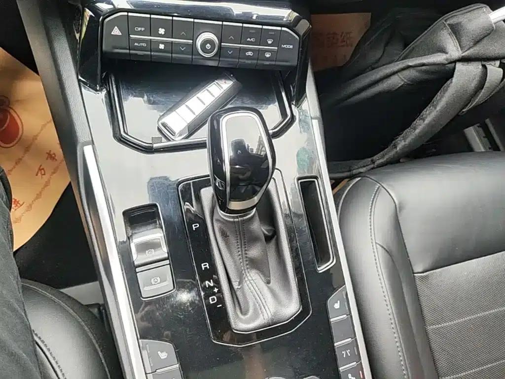 Weipai VV7 2017 2.0T Flagship Edition — миниатюра 14