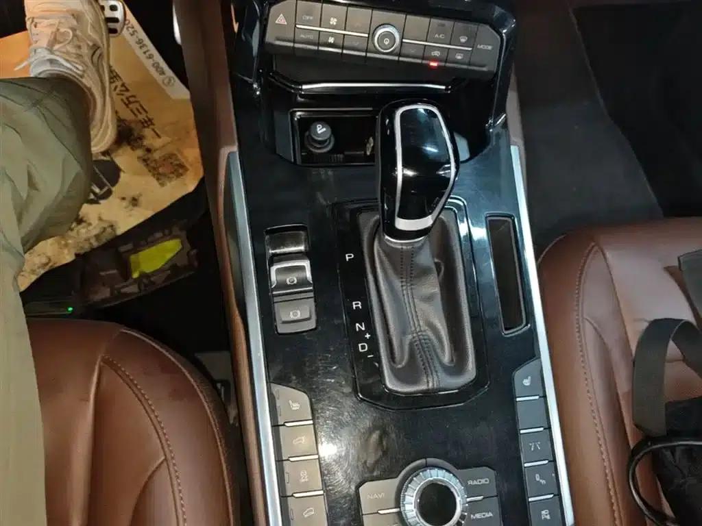 Weipai VV7 2017 2.0T Flagship Edition — миниатюра 14