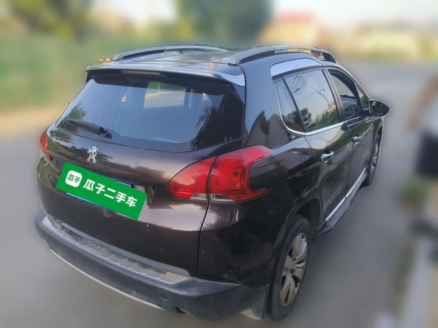 Peugeot 2008 2014 1.6L Manual Fashion Edition — миниатюра 6
