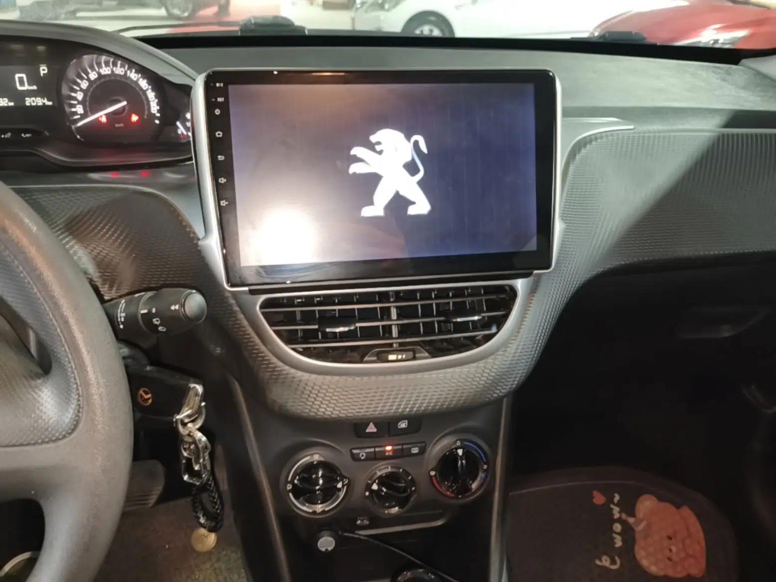 Peugeot 2008 2015 1.6L Automatic Playcool Edition — миниатюра 16
