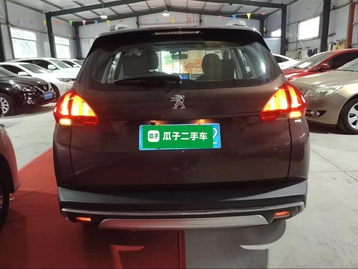Peugeot 2008 2015 1.6L Automatic Playcool Edition — миниатюра 5