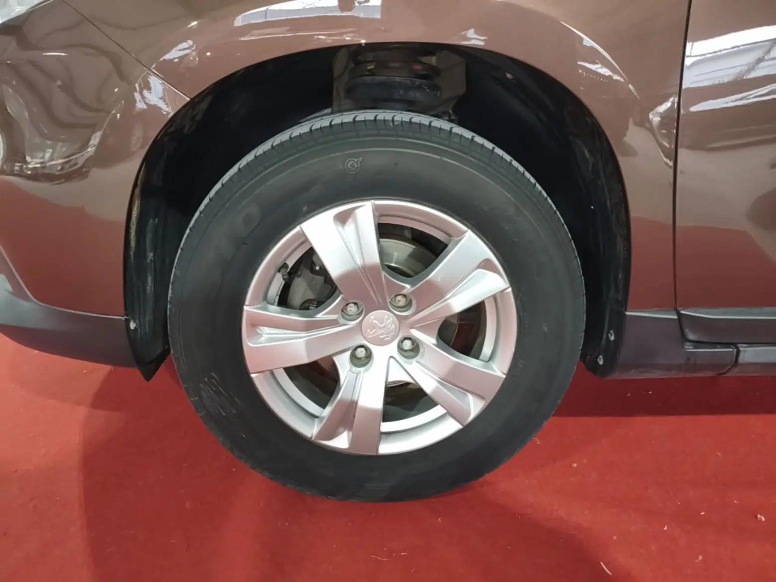 Peugeot 2008 2015 1.6L Automatic Playcool Edition — миниатюра 8