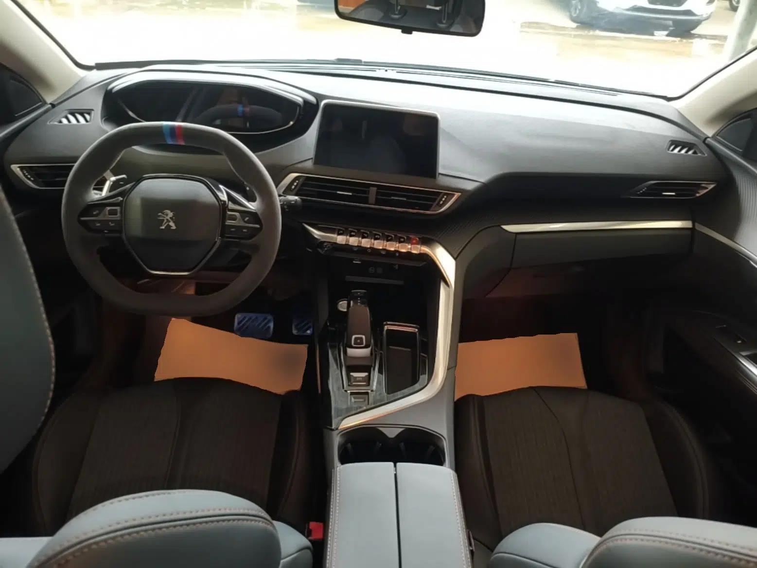 Peugeot 5008 2019 400THP 7-Seater Flagship Edition — миниатюра 12