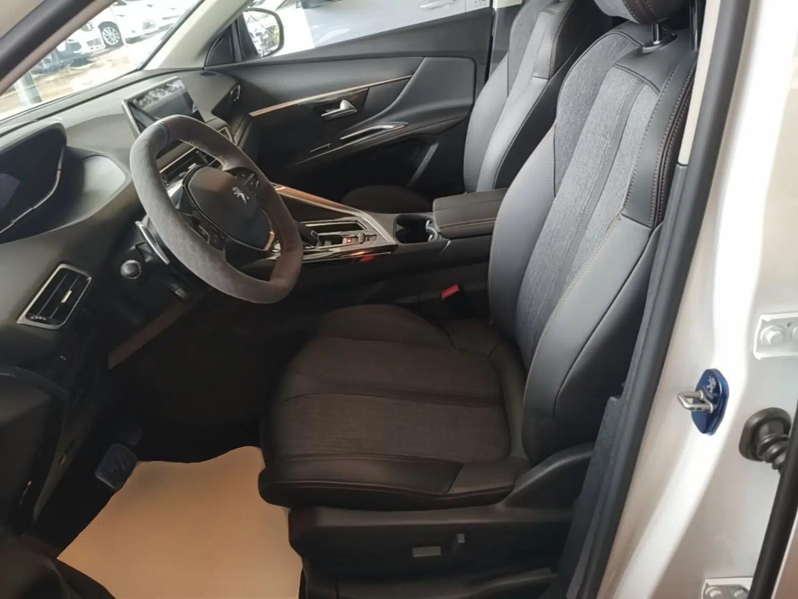 Peugeot 5008 2019 400THP 7-Seater Flagship Edition — миниатюра 17