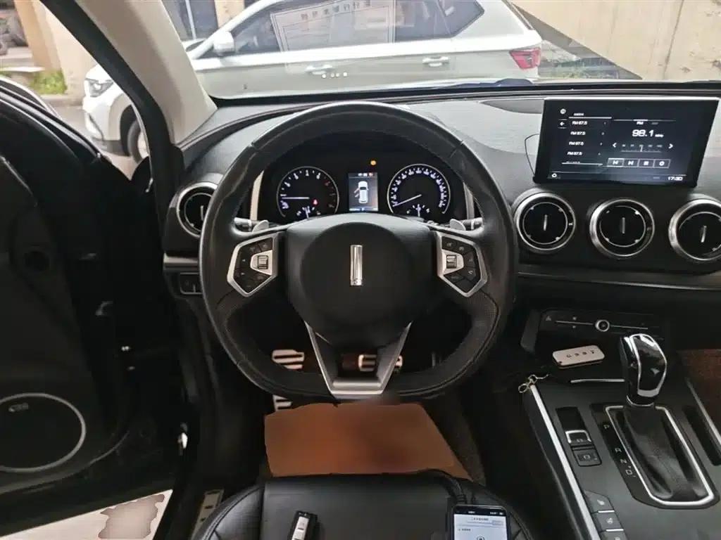 Weipai VV5 2017 2.0T Super Luxury Edition — миниатюра 11