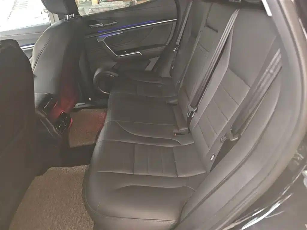 Weipai VV5 2017 2.0T Super Luxury Edition — миниатюра 17