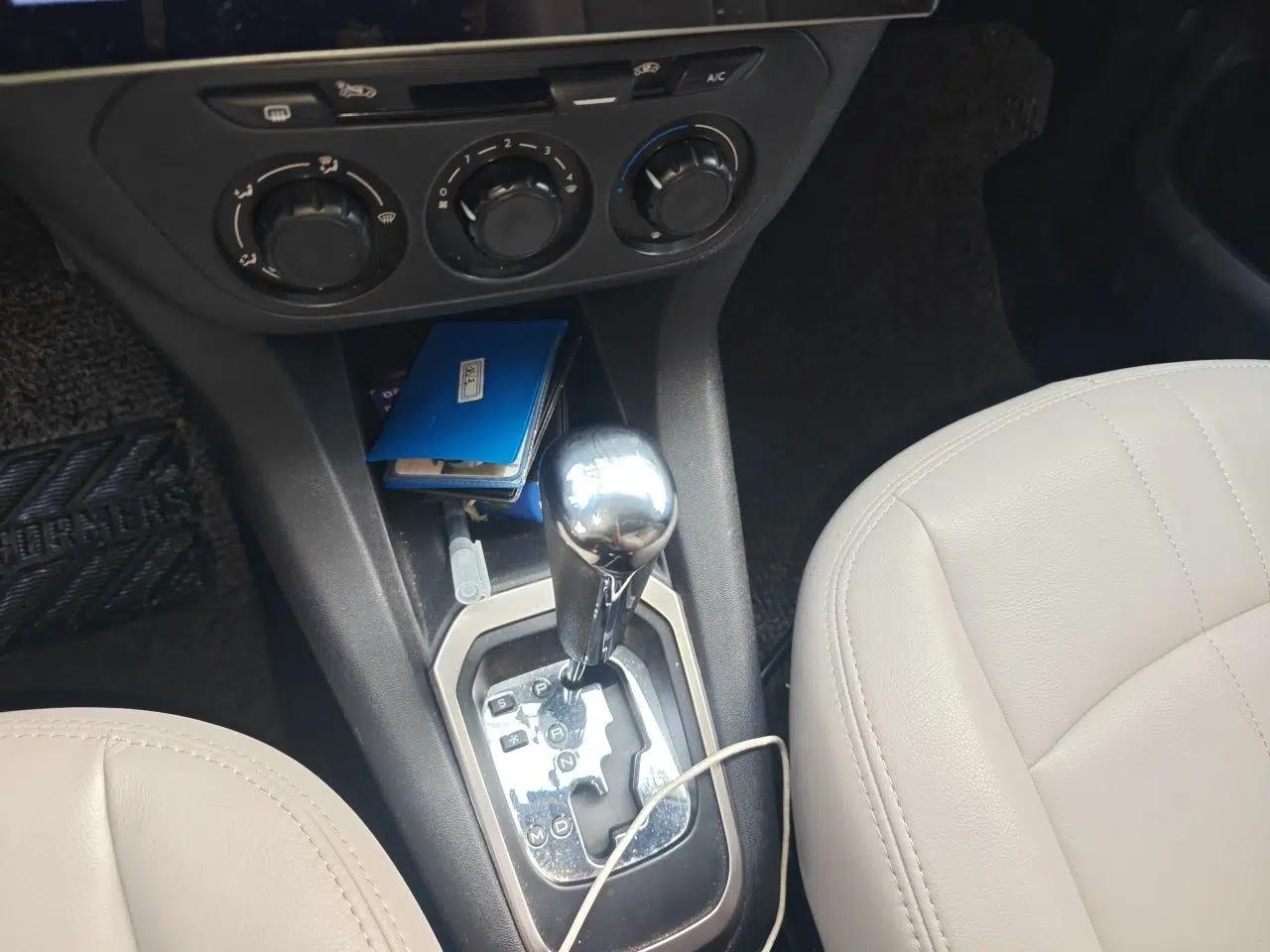 Peugeot 301 2014 1.6L Automatic Comfort Edition — миниатюра 15