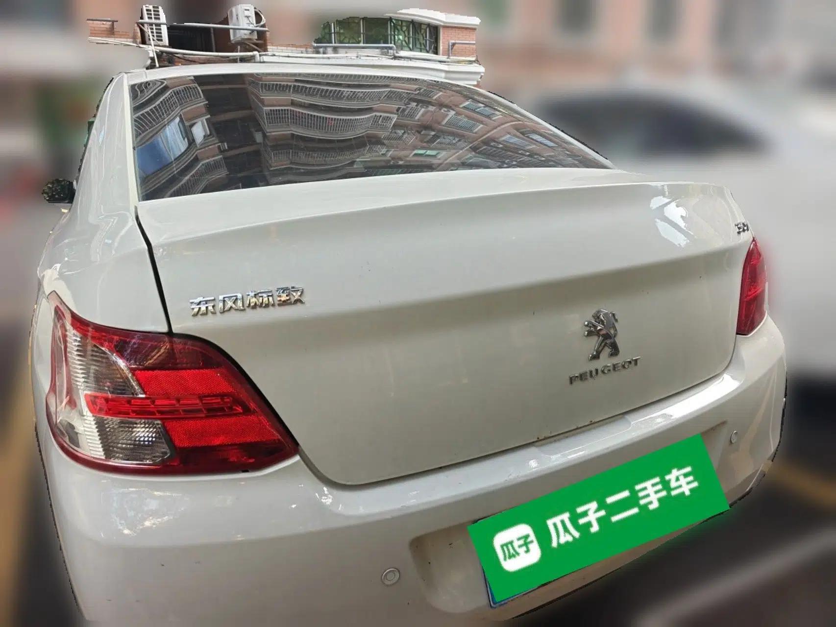 Peugeot 301 2014 1.6L Automatic Comfort Edition — миниатюра 5