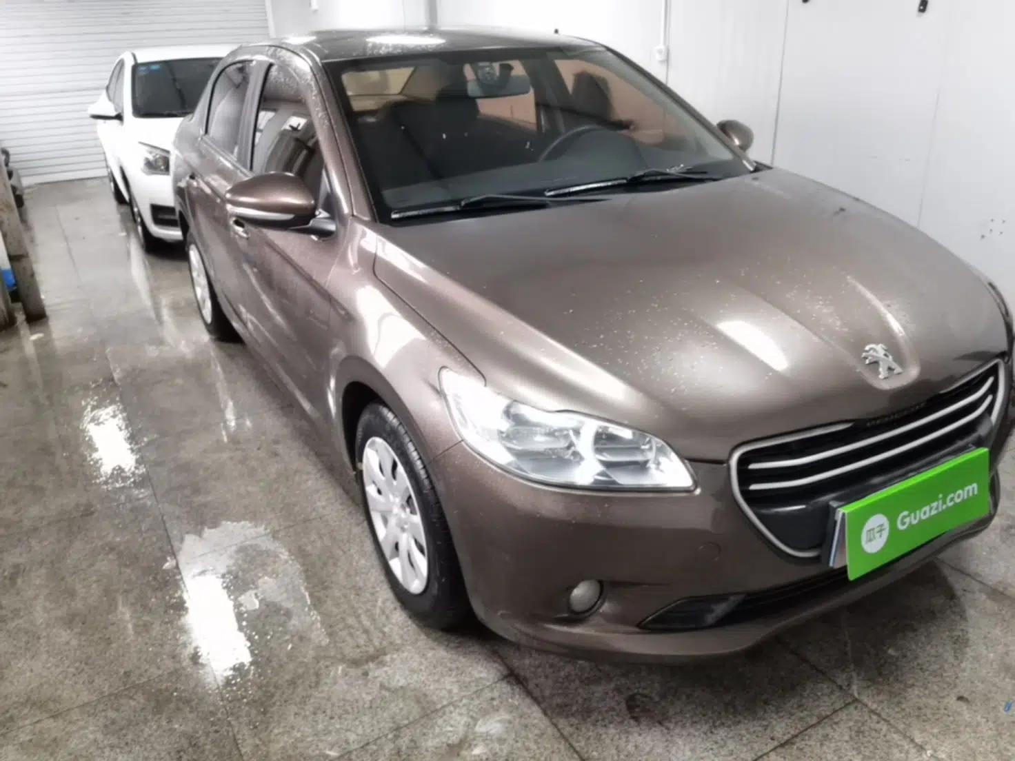 Peugeot 301 2016 1.6L Automatic Comfort Edition — миниатюра 3