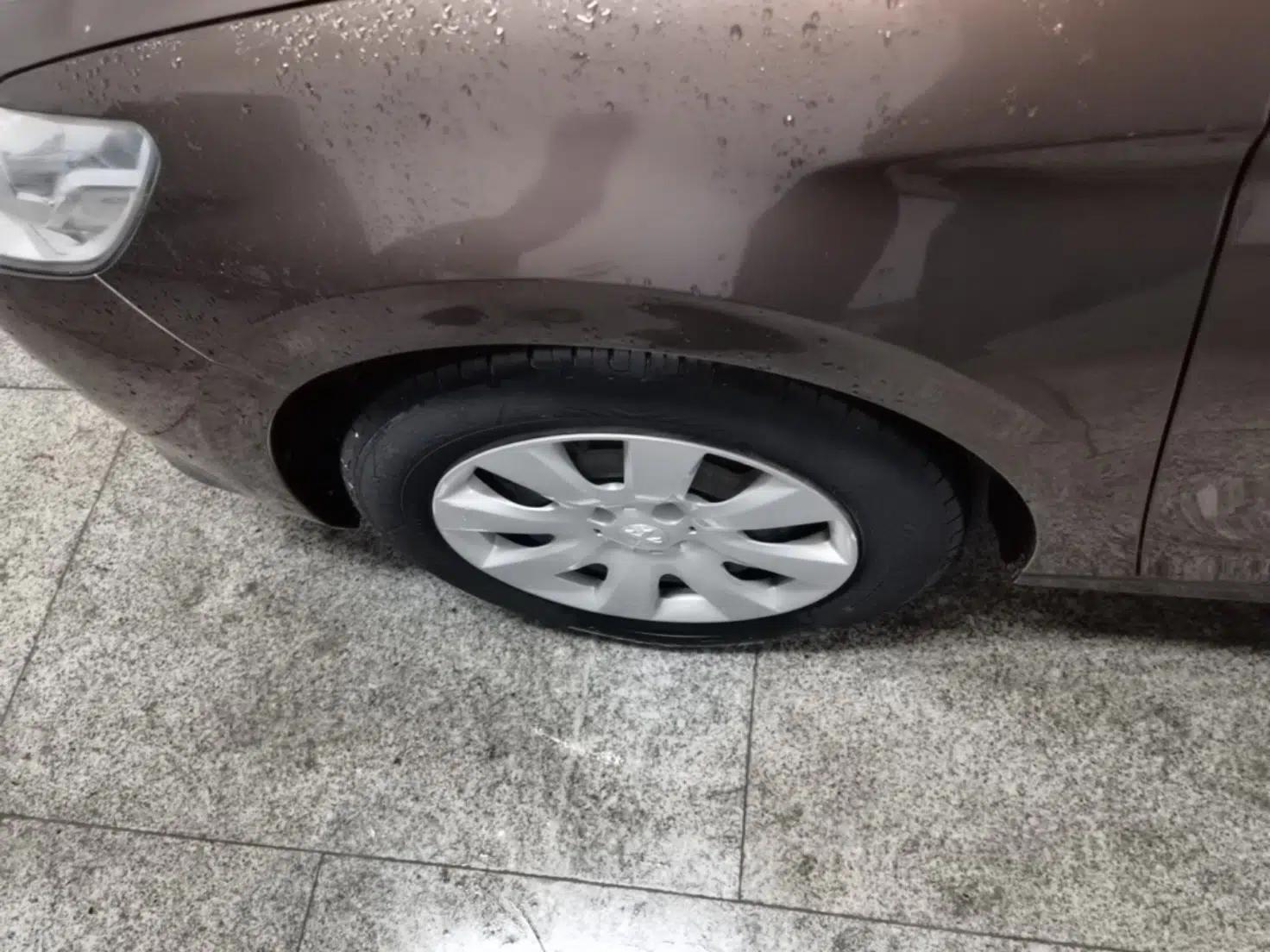 Peugeot 301 2016 1.6L Automatic Comfort Edition — миниатюра 8