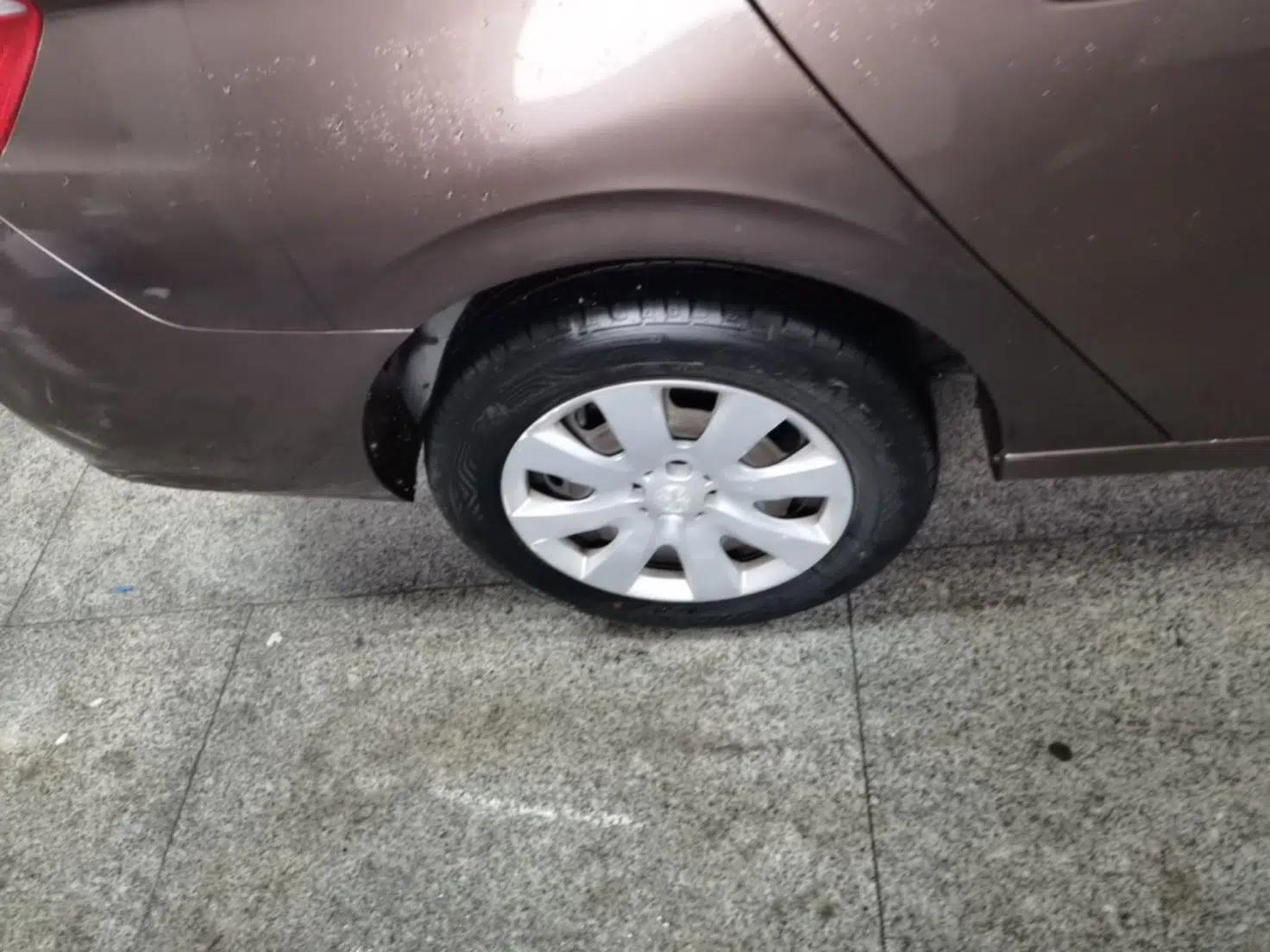 Peugeot 301 2016 1.6L Automatic Comfort Edition — миниатюра 10