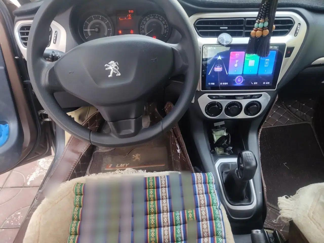 Peugeot 301 2014 1.6L Manual Comfort Edition — миниатюра 11