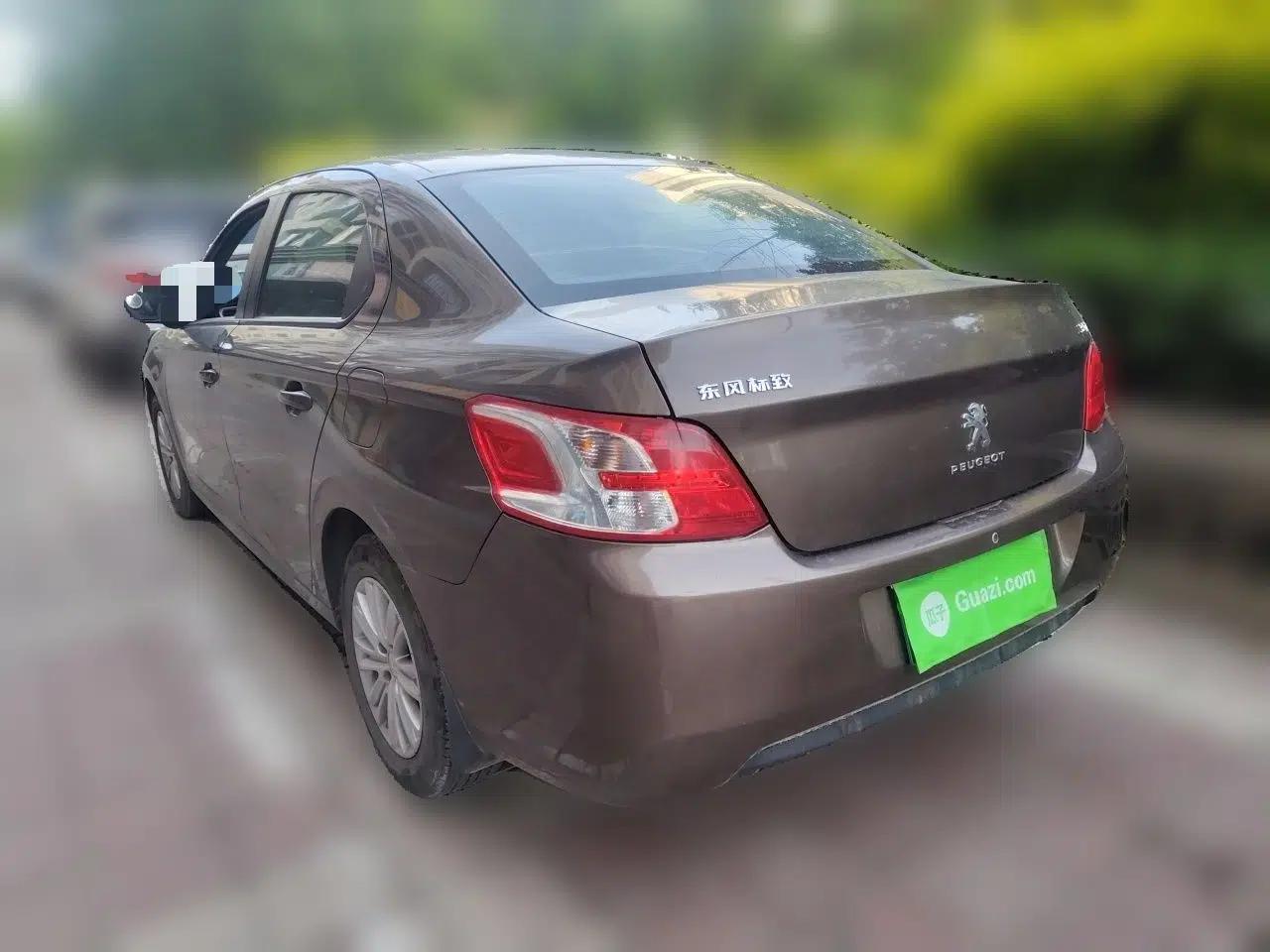 Peugeot 301 2014 1.6L Manual Comfort Edition — миниатюра 4