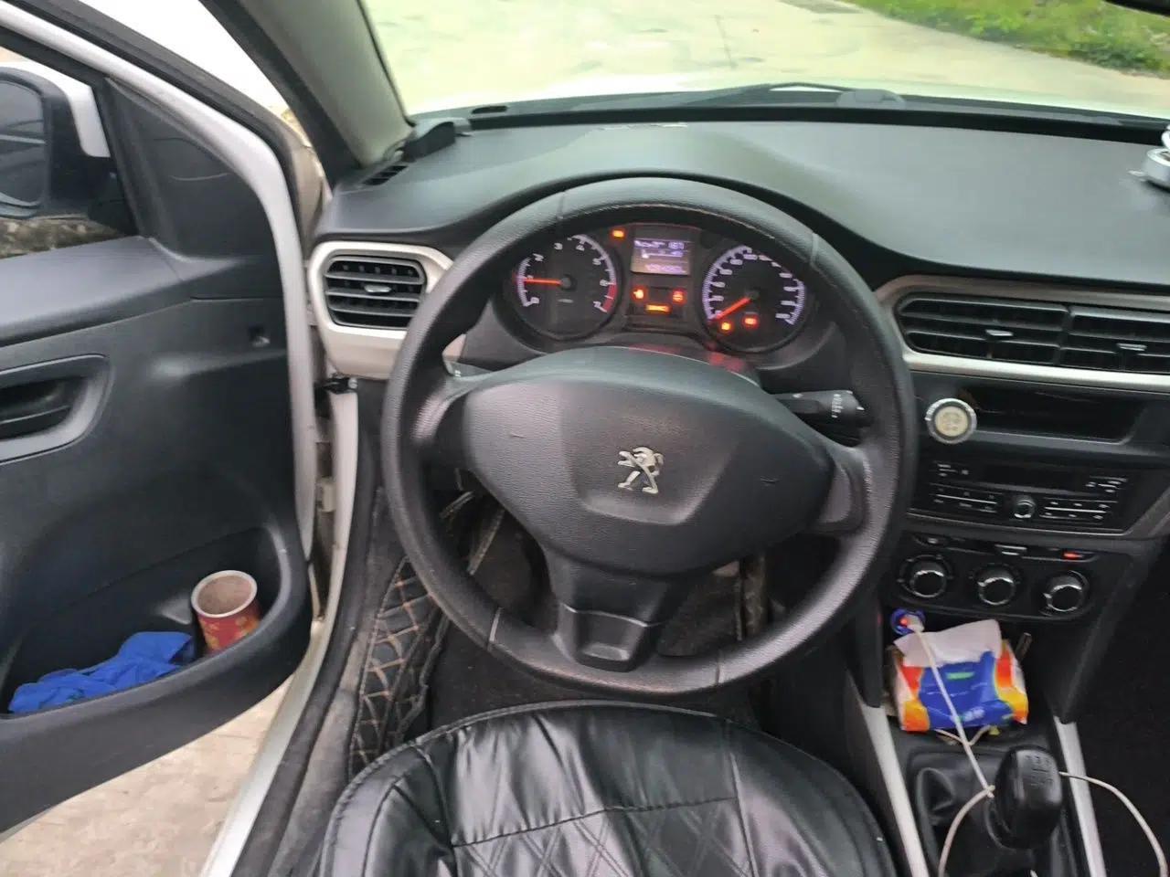 Peugeot 301 2017 1.6L Manual Comfort Edition — миниатюра 11