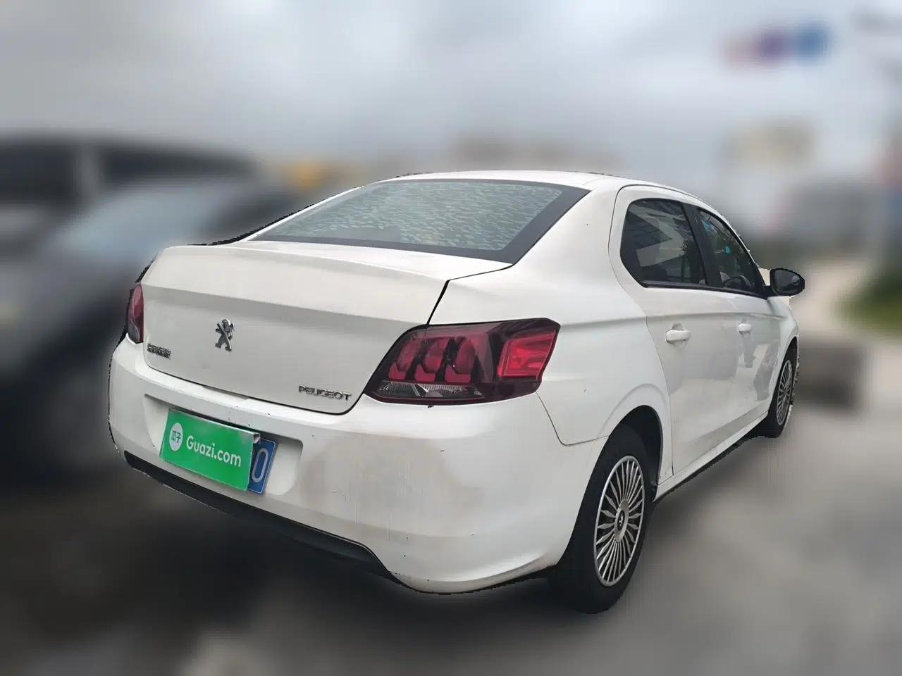 Peugeot 301 2017 1.6L Manual Comfort Edition — миниатюра 6