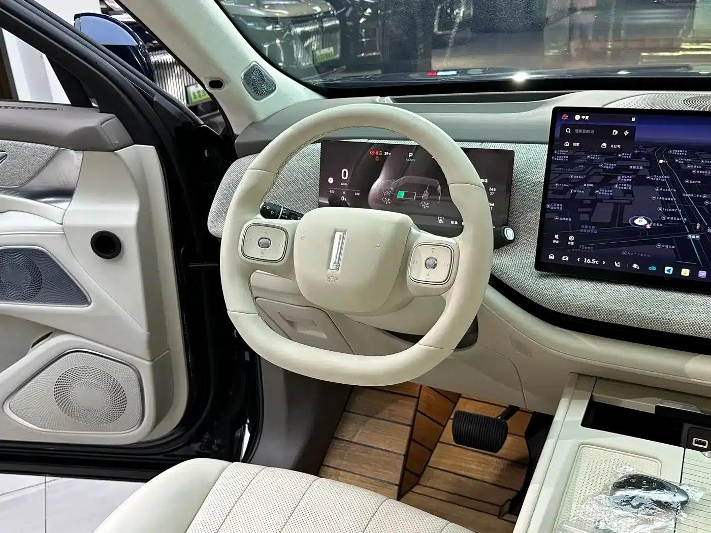 Weipai Blue Mountain 2025 4WD Max — миниатюра 12