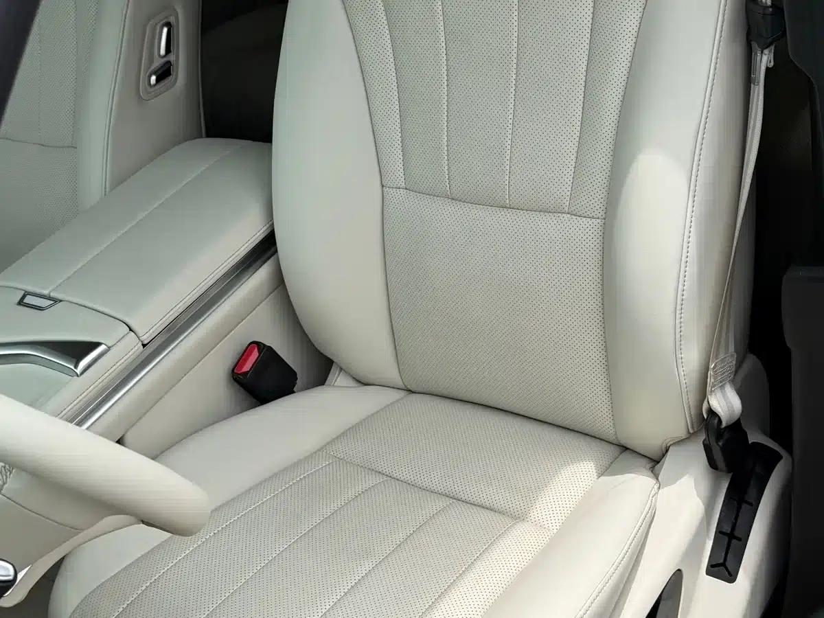Weipai Lanshan 2023 Four-Wheel Drive Extended Range Edition — миниатюра 12