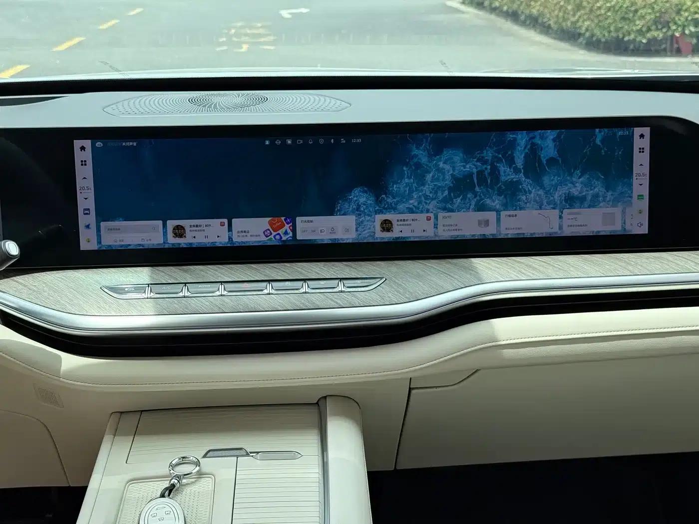 Weipai Lanshan 2023 Four-Wheel Drive Extended Range Edition — миниатюра 10