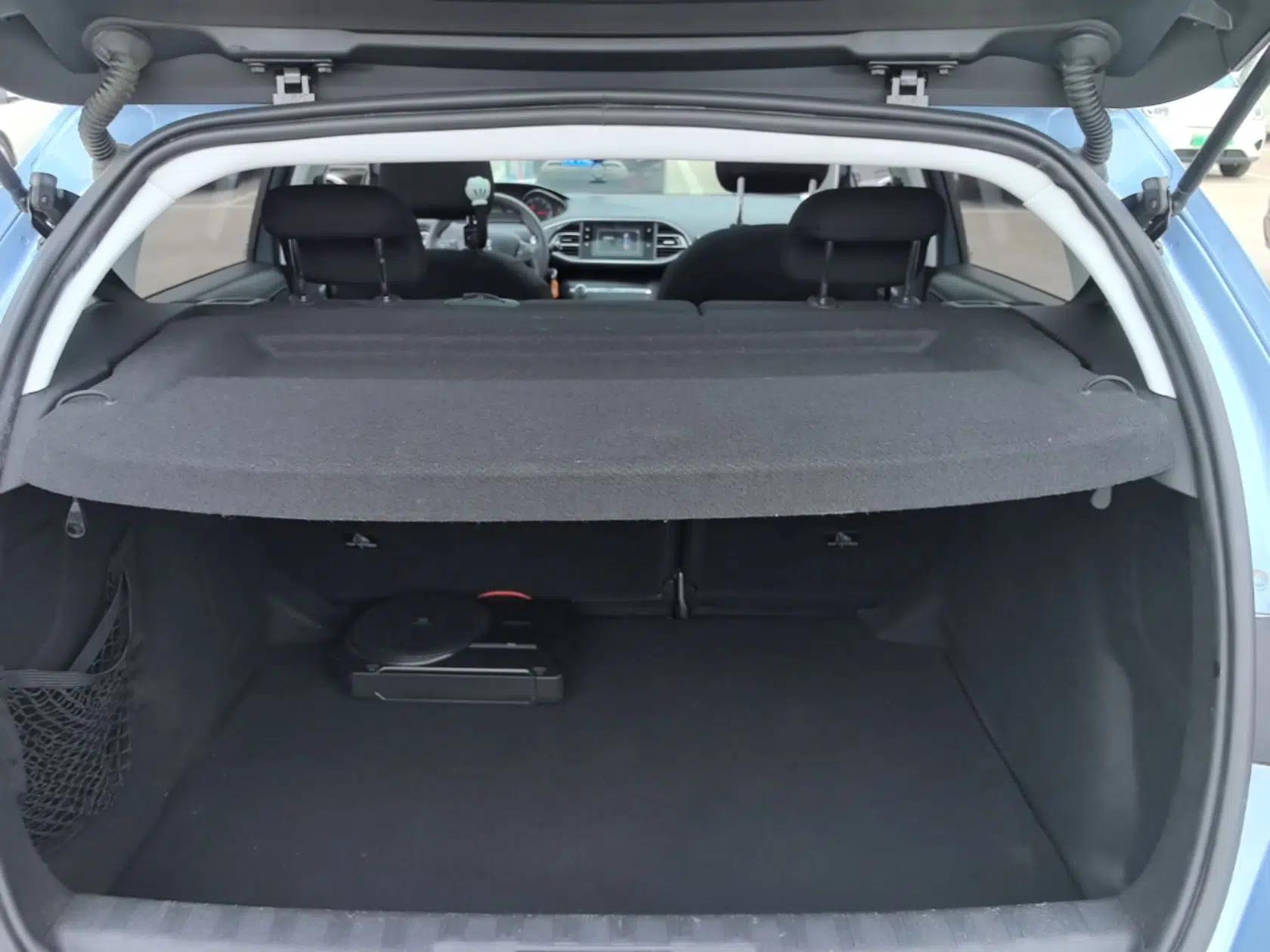 Peugeot 308S 2015 1.6T Automatic Jingchi Edition — миниатюра 21