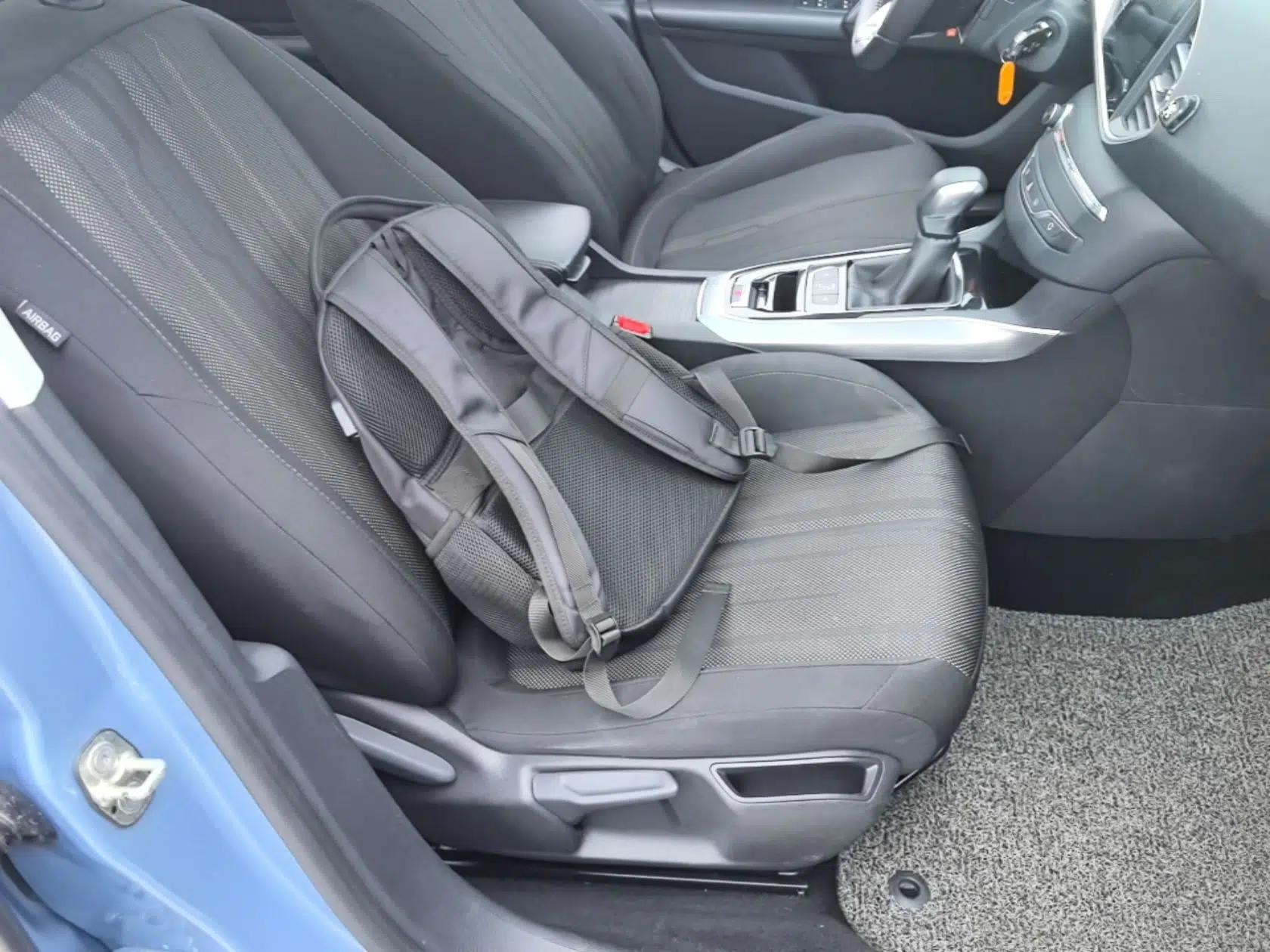 Peugeot 308S 2015 1.6T Automatic Jingchi Edition — миниатюра 23