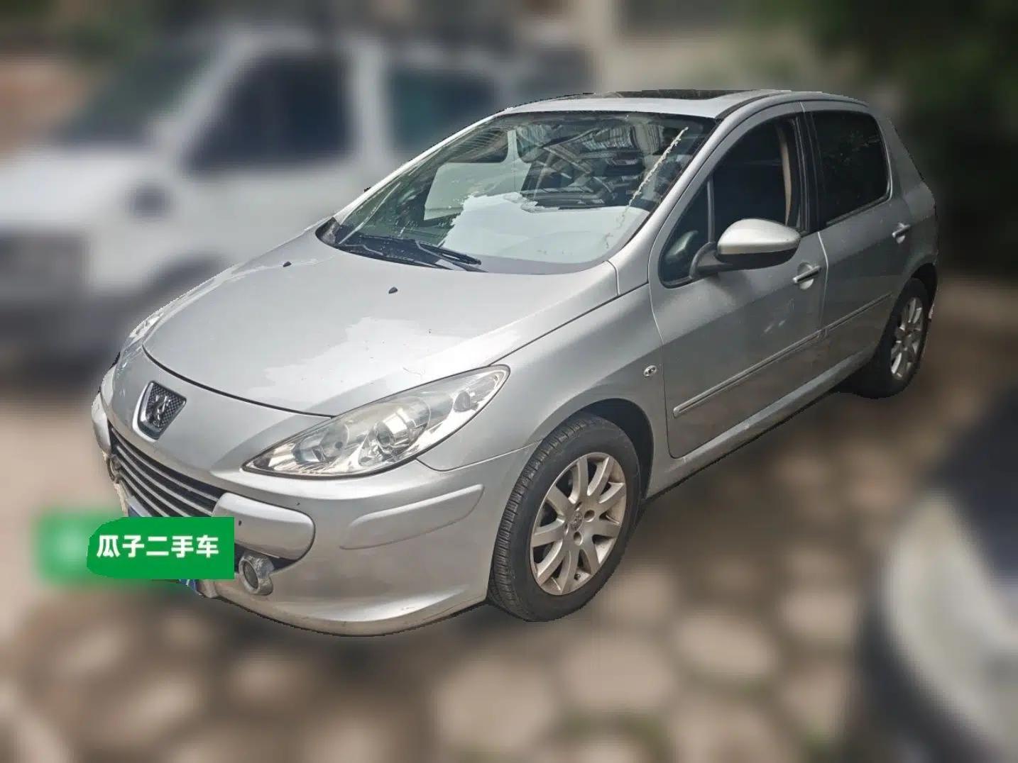 Peugeot 307 2013 Hatchback 1.6L Manual Comfort Edition — миниатюра 1
