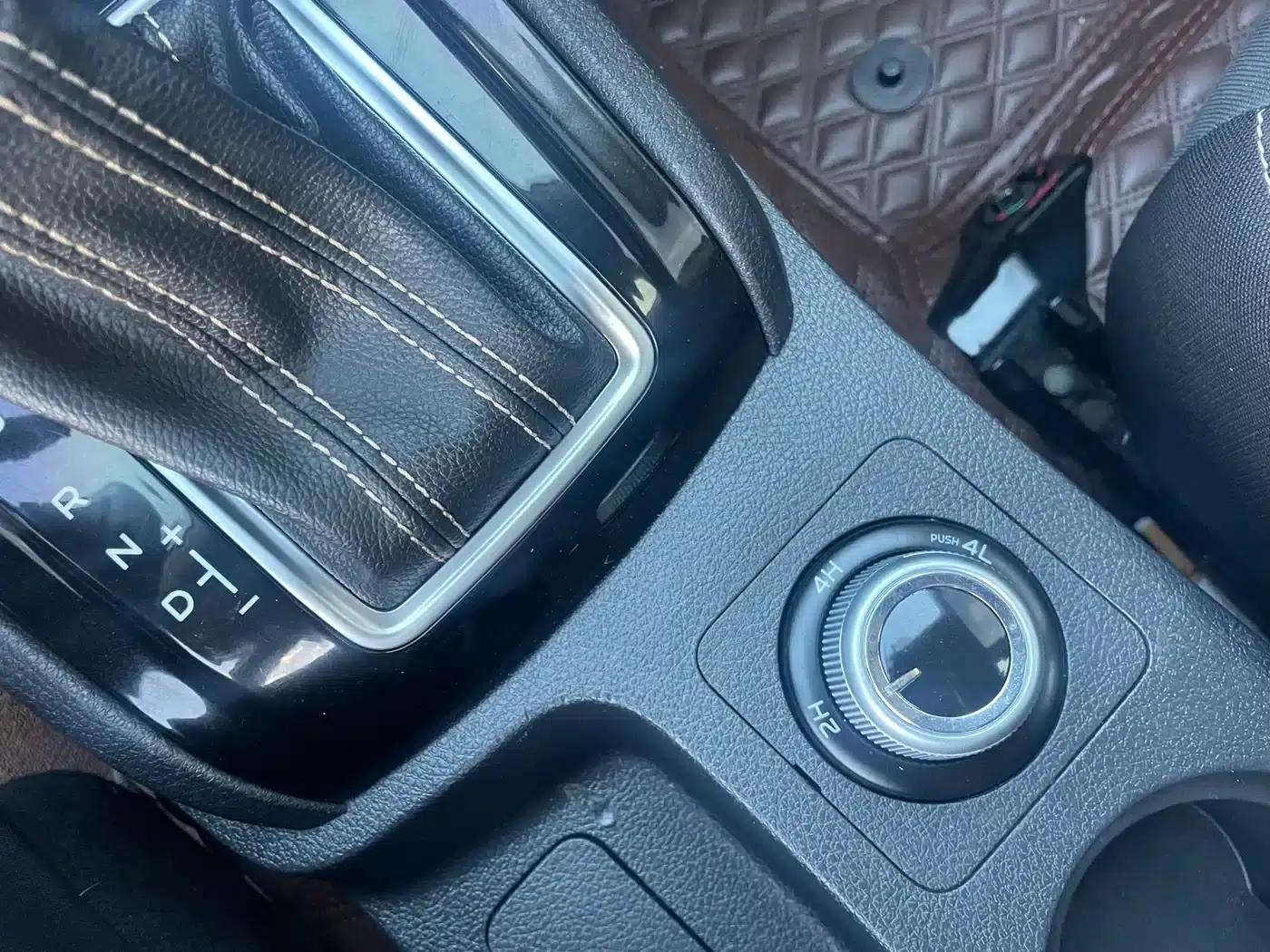 2020 mu-X Ranger 1.9T Diesel Automatic 4WD Sporty Edition 5-Seater (China VI Emission Standard) — миниатюра 12