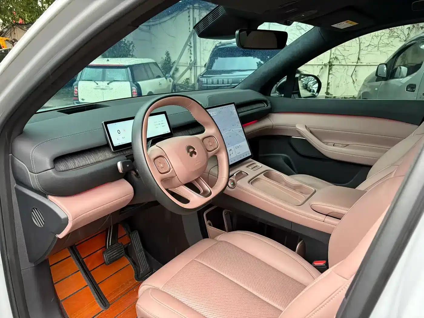 NIO EC6 2024 Model 100kWh — миниатюра 11