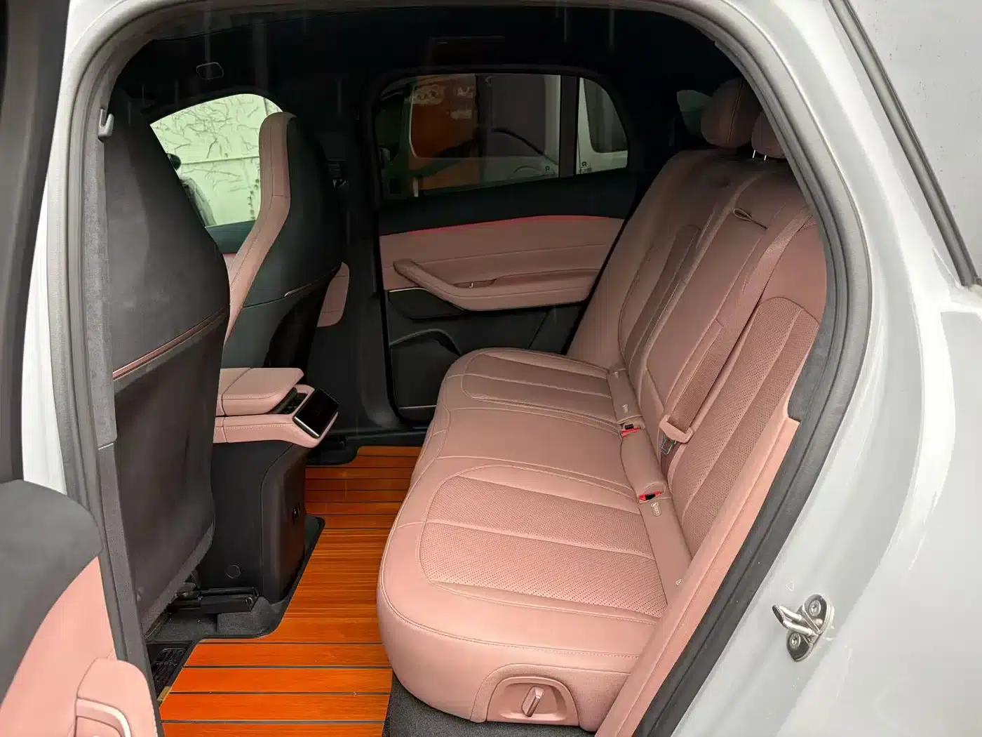 NIO EC6 2024 Model 100kWh — миниатюра 12