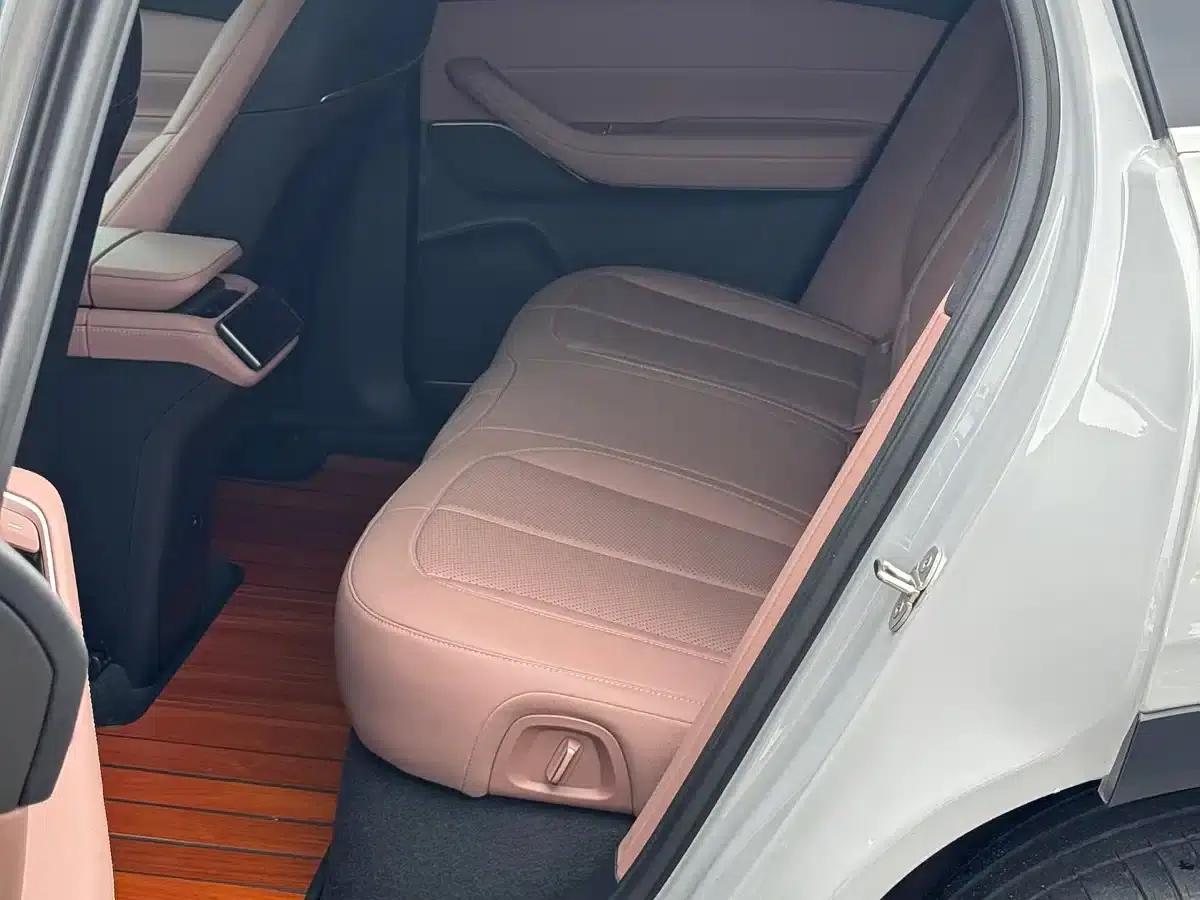 NIO EC6 2024 Model 100kWh — миниатюра 4