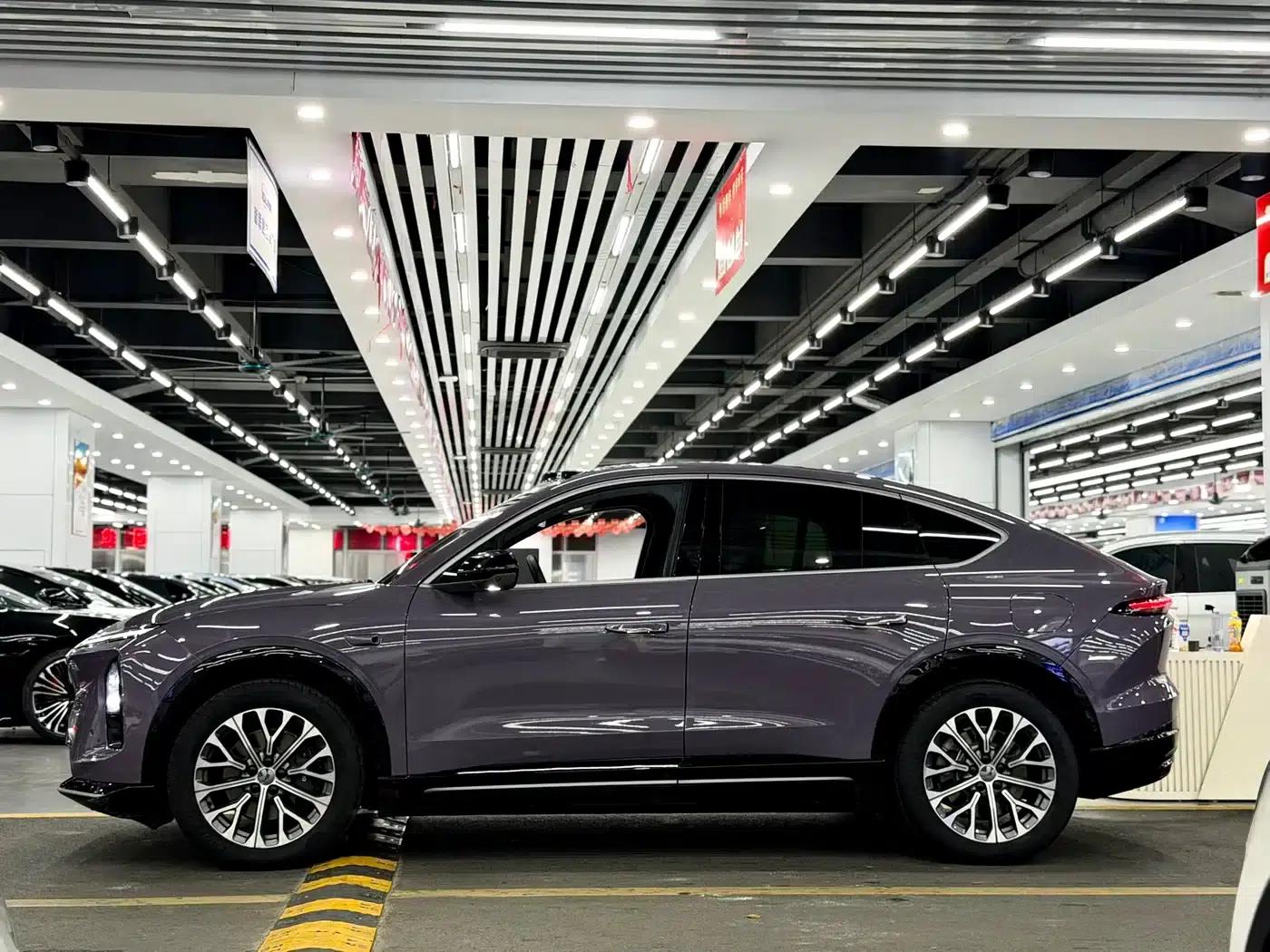 NIO EC6 2025 model 75kWh — миниатюра 7