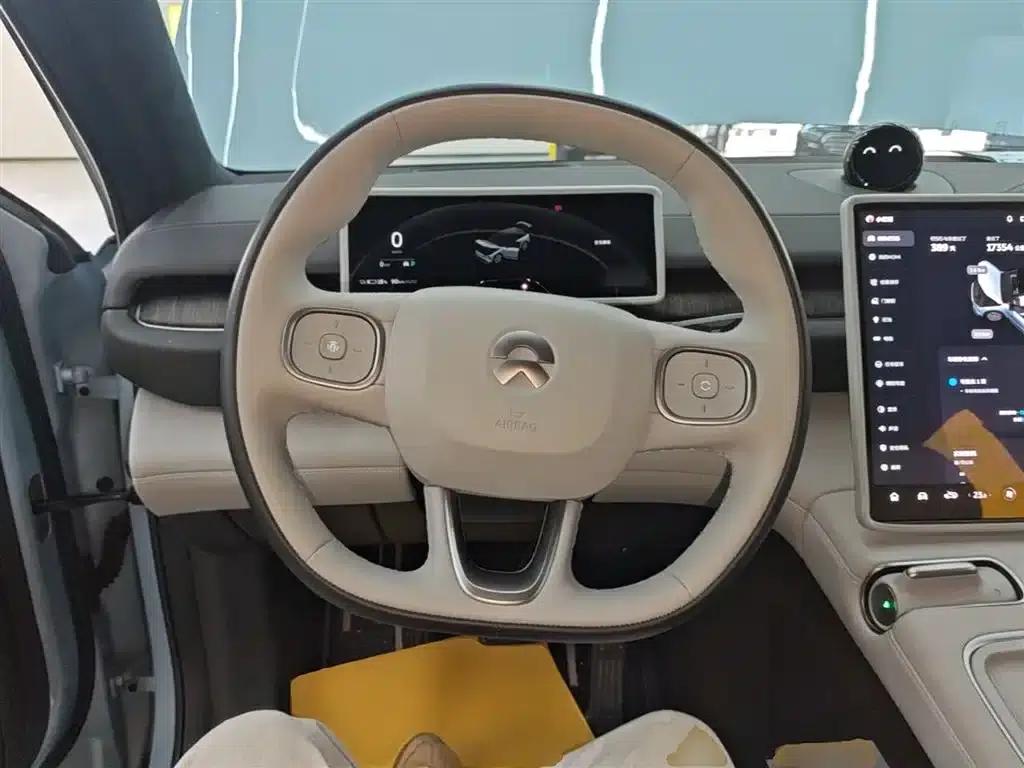 NIO EC6 2024 model 75kWh — миниатюра 11