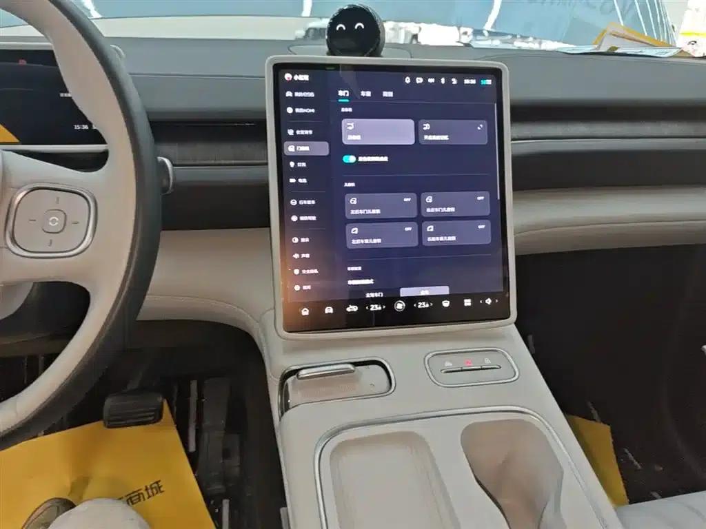 NIO EC6 2024 model 75kWh — миниатюра 13