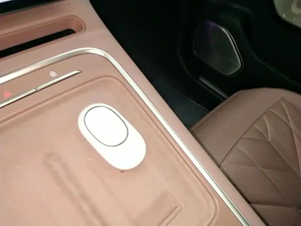 NIO EC6 2025 model 75kWh — миниатюра 9