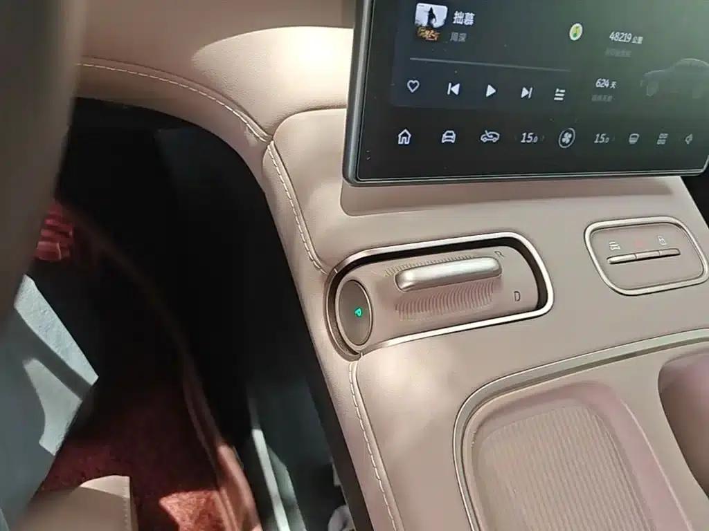 NIO EC6 2024 model 75kWh — миниатюра 14