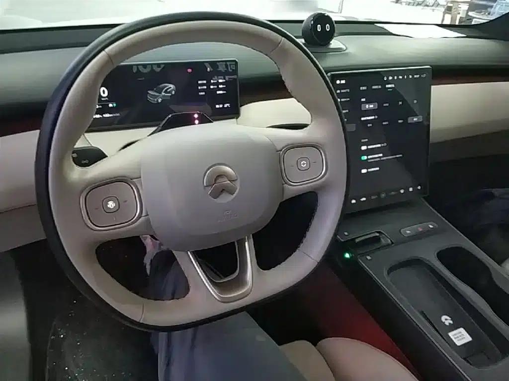 NIO ET5 2022 model 75kWh — миниатюра 10