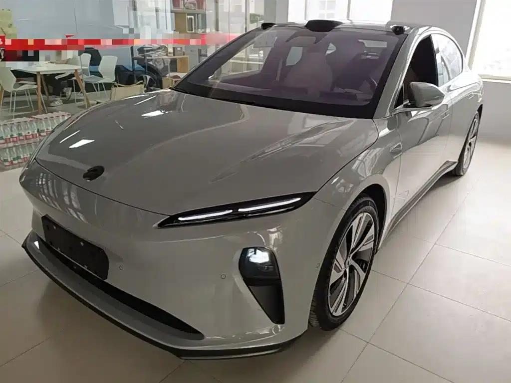 NIO ET5 2025 model 75kWh — миниатюра 2