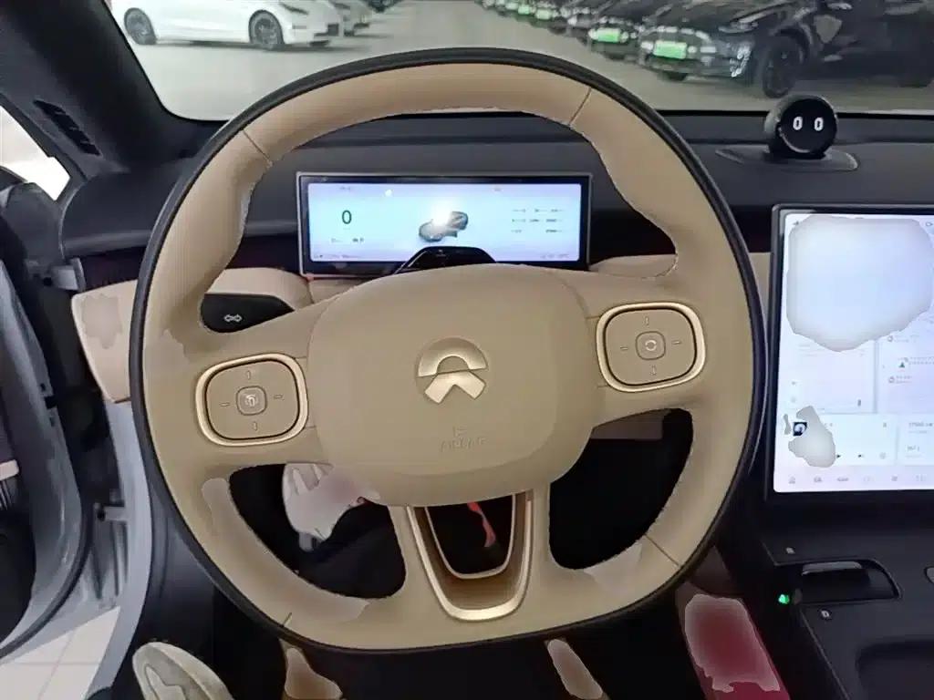 NIO ET5 2025 model 75kWh — миниатюра 11