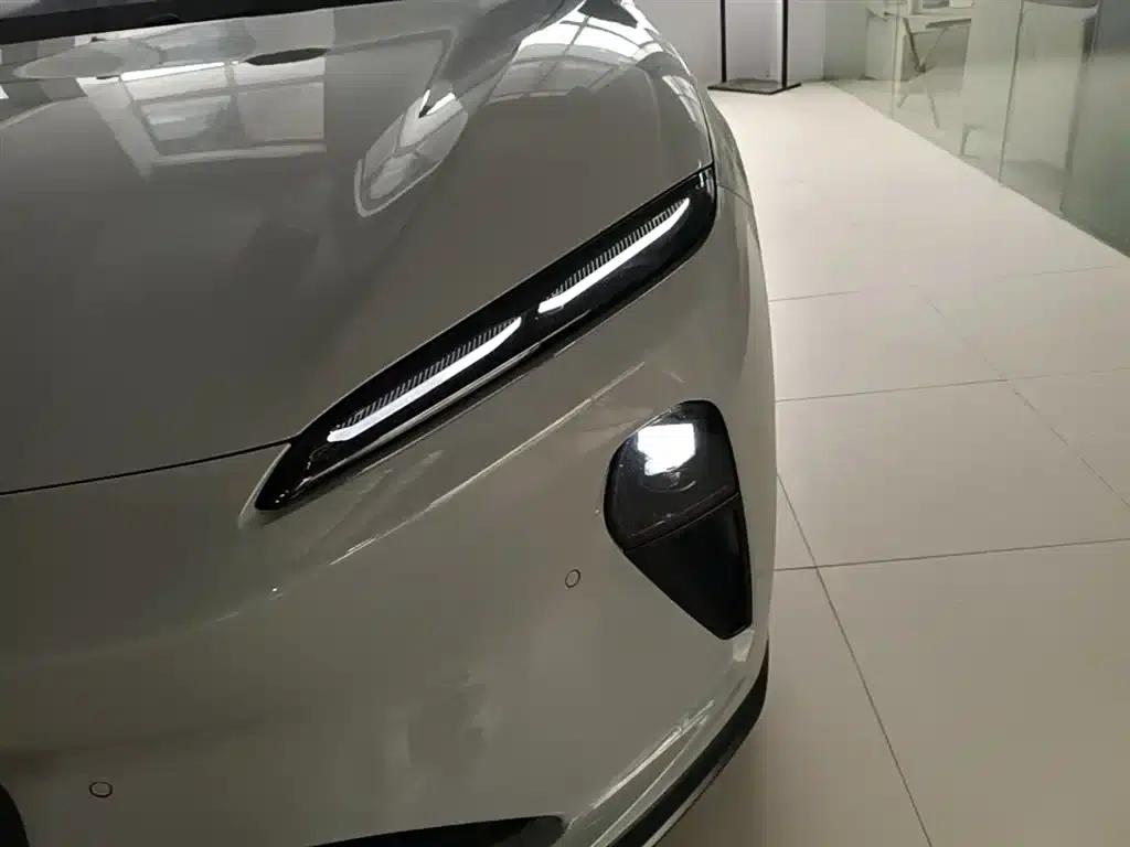 NIO ET5 2025 model 75kWh — миниатюра 24