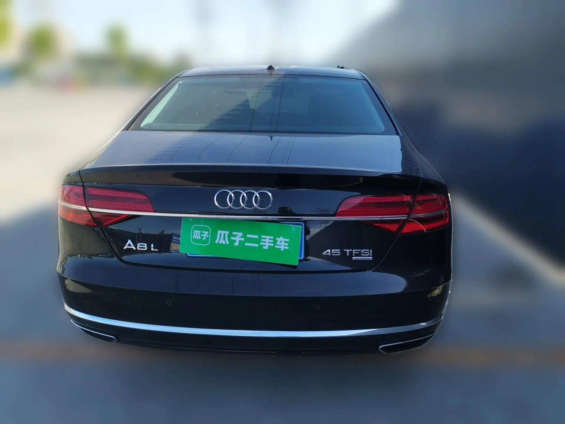 Audi A8 2014 A8L 45 TFSI quattro Comfort model — миниатюра 5
