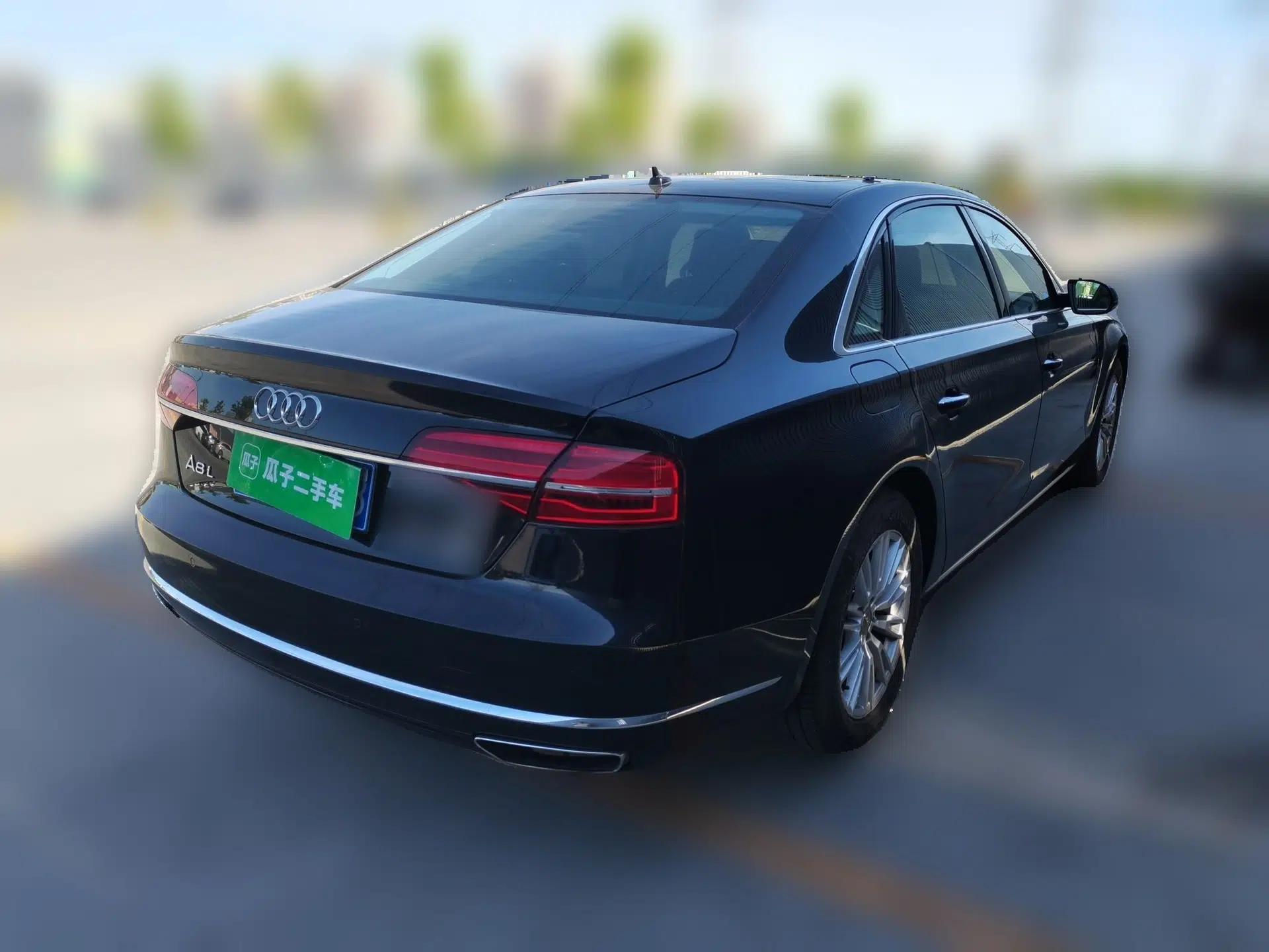 Audi A8 2014 A8L 45 TFSI quattro Comfort model — миниатюра 6